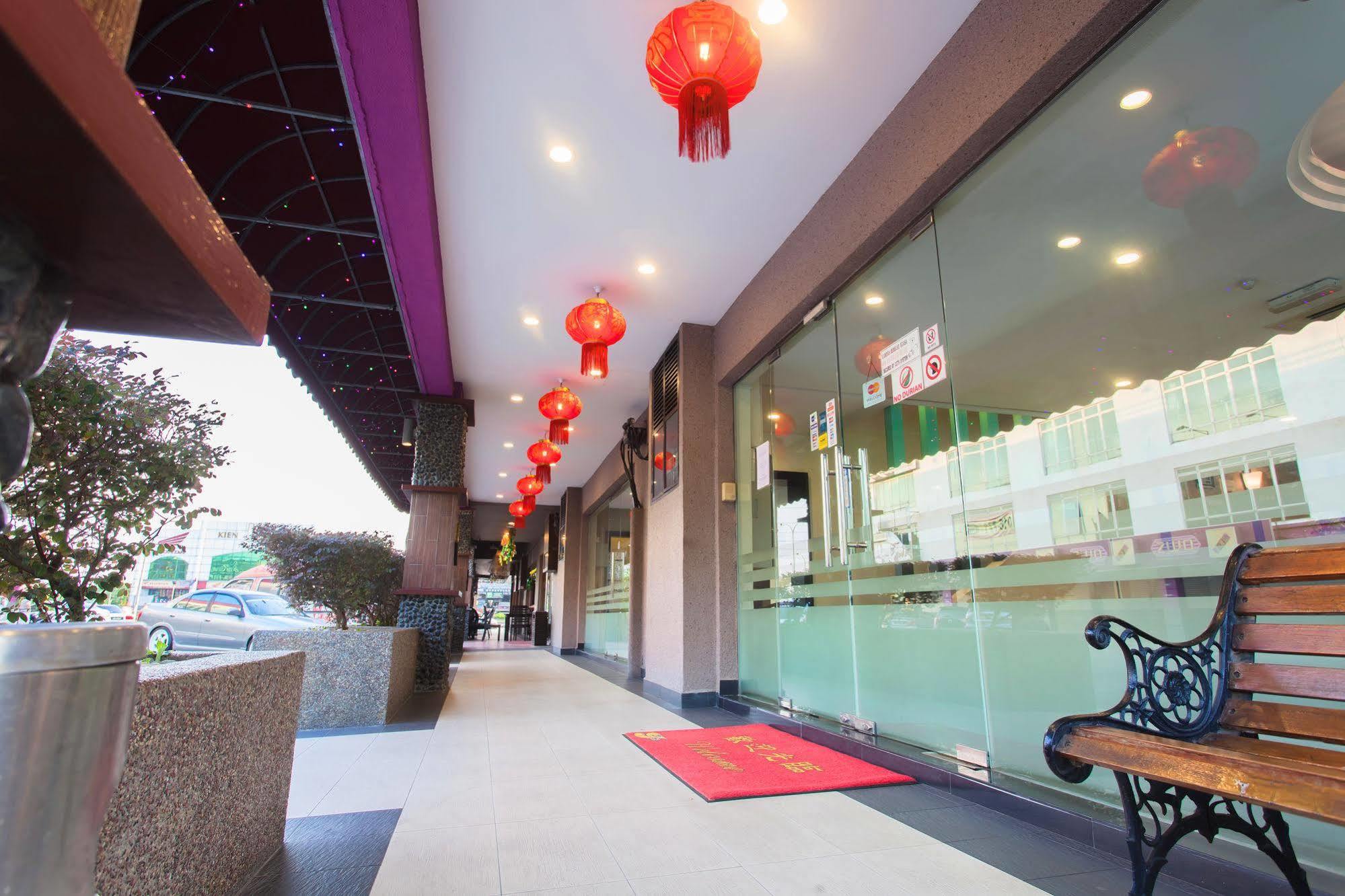 Lavender Inn Nusa Bestari Johor Bahru Exterior foto