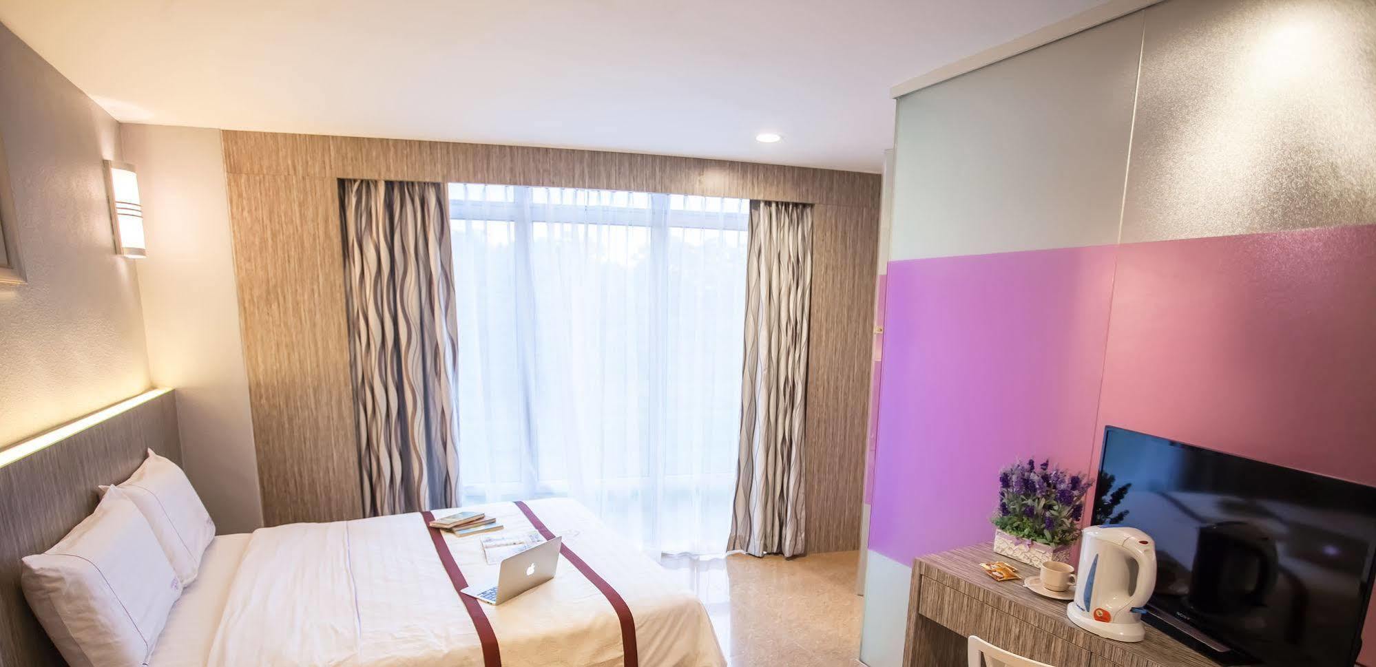 Lavender Inn Nusa Bestari Johor Bahru Exterior foto
